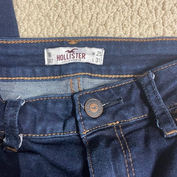 Hollister stretchy soft jeans - Picture 2 of 3